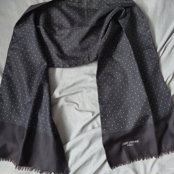 Louis feraud scarf italy - Picture 7 of 8